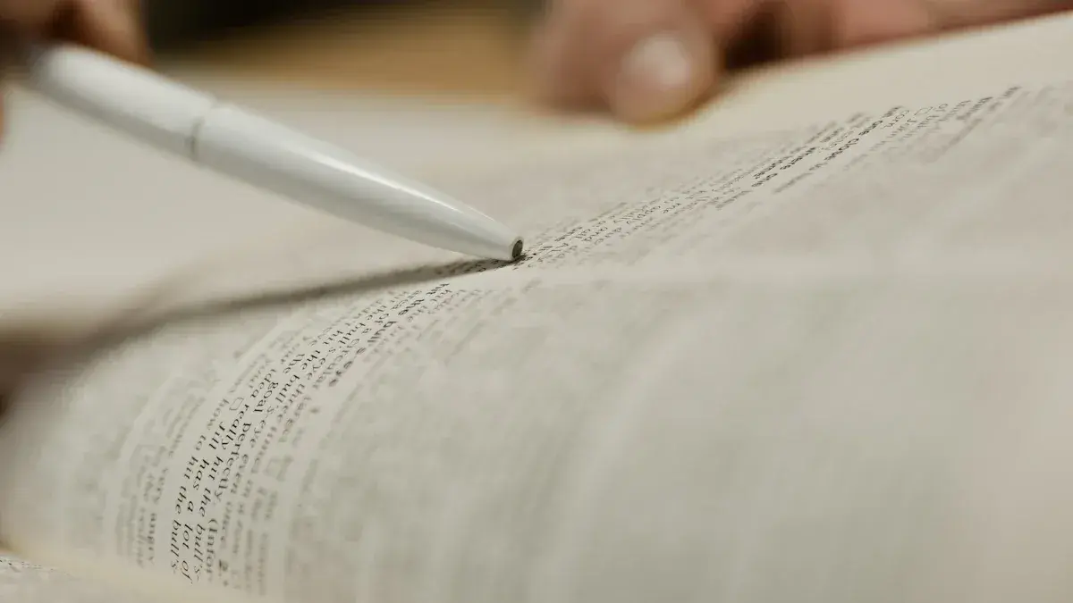 SuperSummary: Detailed Super Summaries